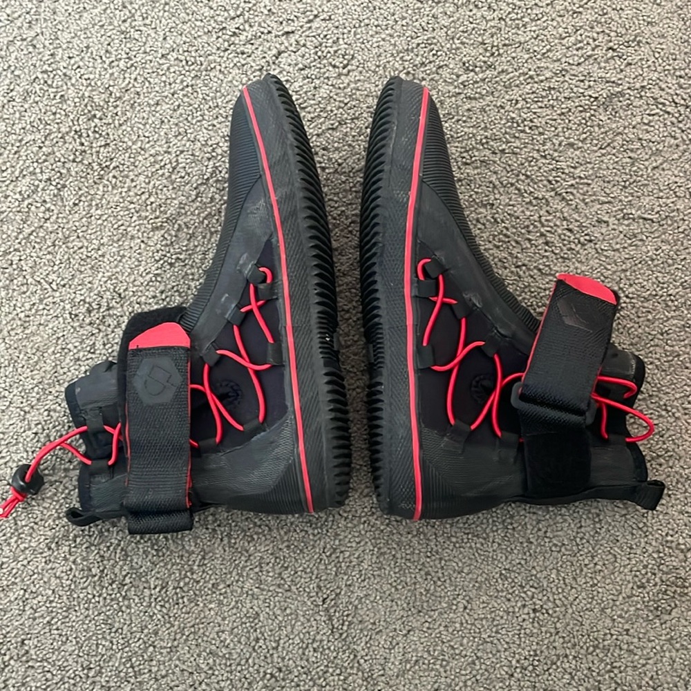 Sail boots
